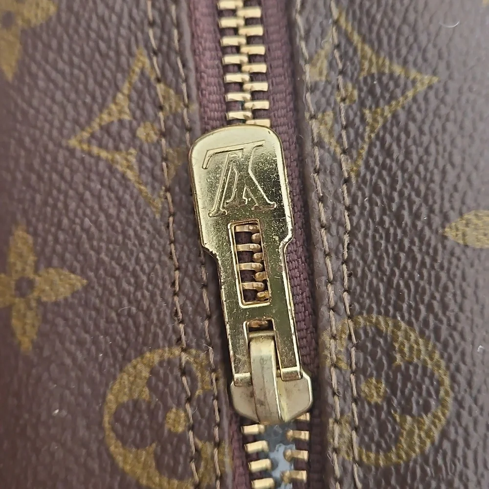 Louis Vuitton Monogram Canvas Pappilon 26 With COA - Picture 9 of 15